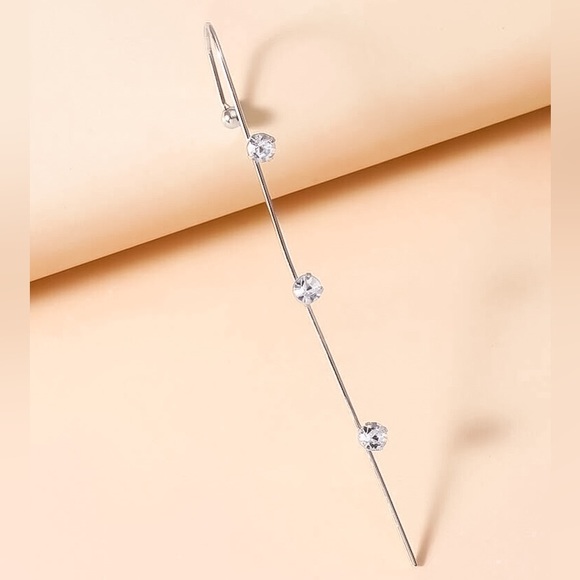 🔵𝟲𝟱%𝗢𝗙𝗙 𝗯𝘂𝗻𝗱𝗹𝗲𝘀 𝟯+🔵 NEW Simple Rhinestone Ear Hook - Picture 7 of 13